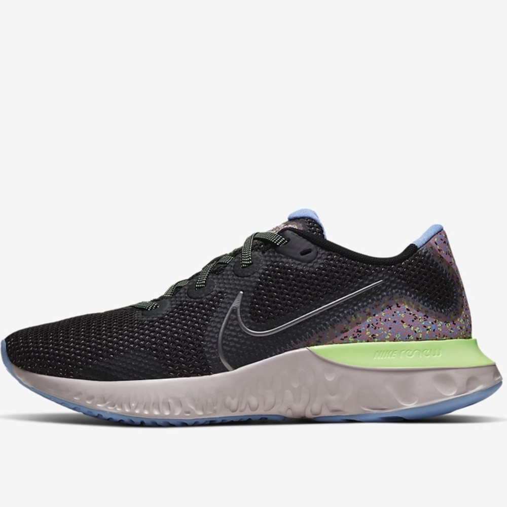 Nike Special Edition Renew Run shoes NWT